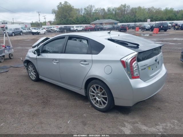 JTDKN3DU0F0455819 Toyota Prius Two