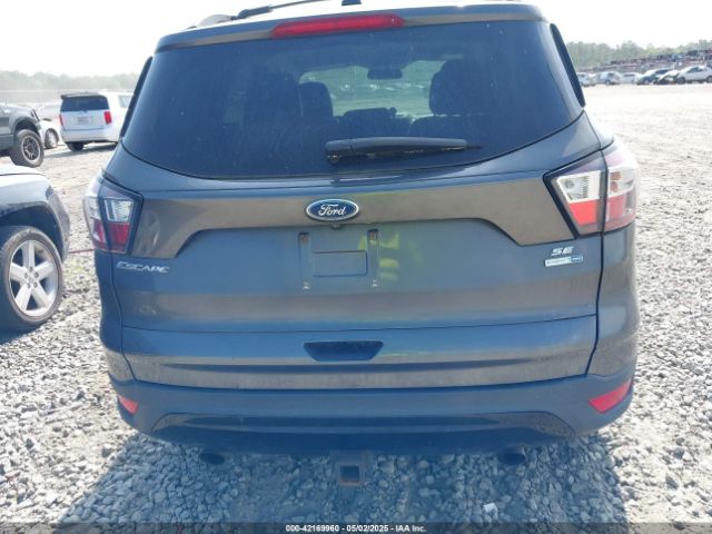 1FMCU9GD0JUB79810 Ford ESCAPE SE