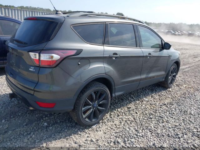 1FMCU9GD0JUB79810 Ford ESCAPE SE