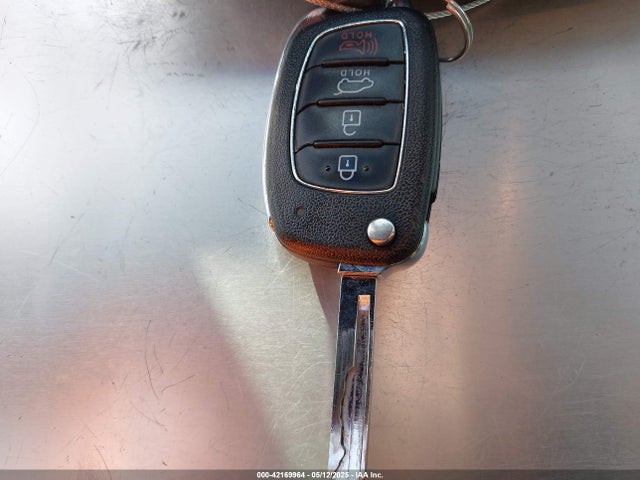 5XYZTDLB6HG414490 Hyundai Santa Fe Sport 2.4l