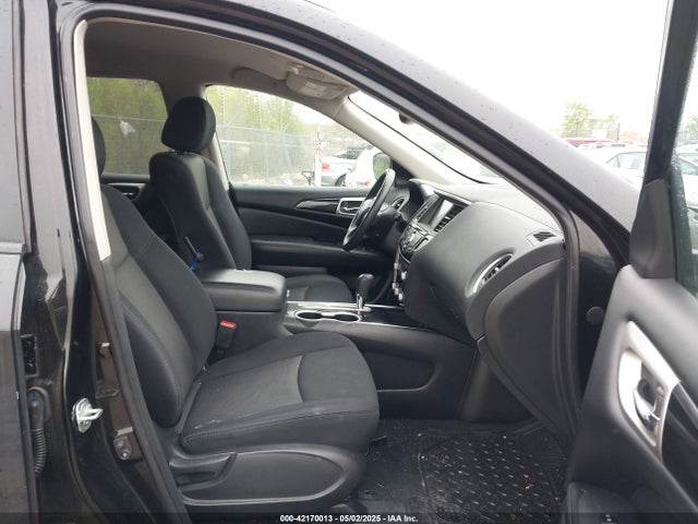 5N1DR2MN7JC640629 Nissan Pathfinder Sv