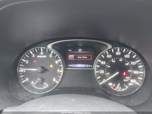5N1DR2MN7JC640629 Nissan Pathfinder Sv