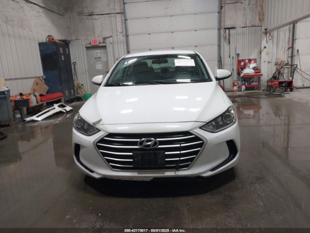 5NPD74LF9HH180842 Hyundai ELANTRA SE