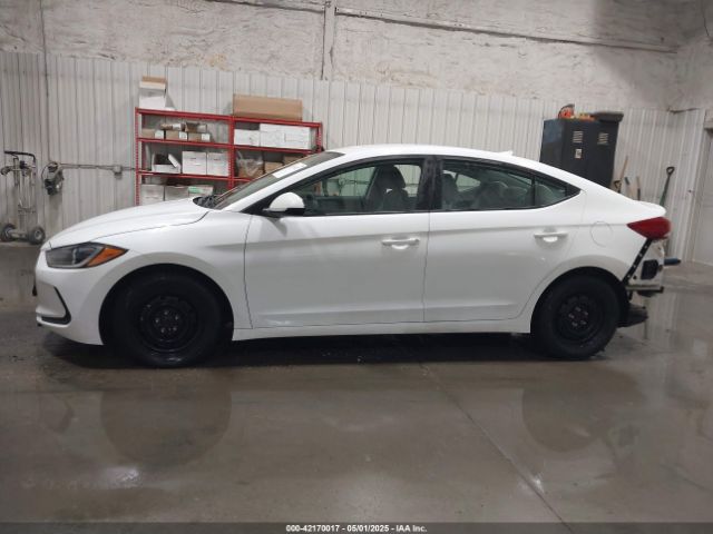 5NPD74LF9HH180842 Hyundai ELANTRA SE
