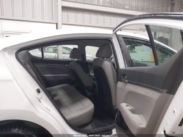 5NPD74LF9HH180842 Hyundai ELANTRA SE
