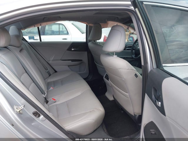 1HGCR2F82HA260063 Honda Accord Ex-l