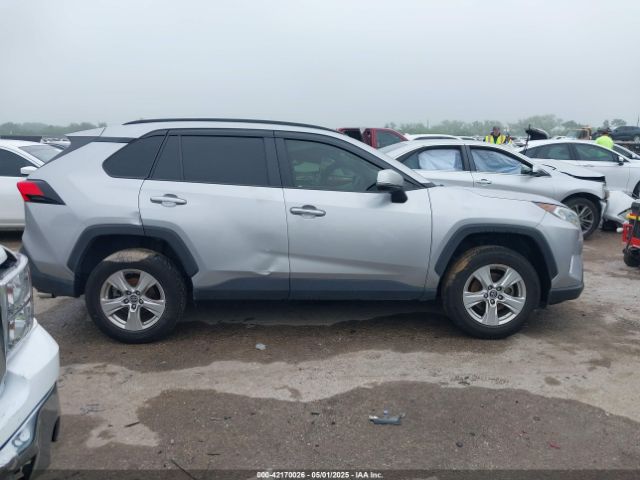 JTMW1RFV5KJ011930 Toyota Rav4 Xle