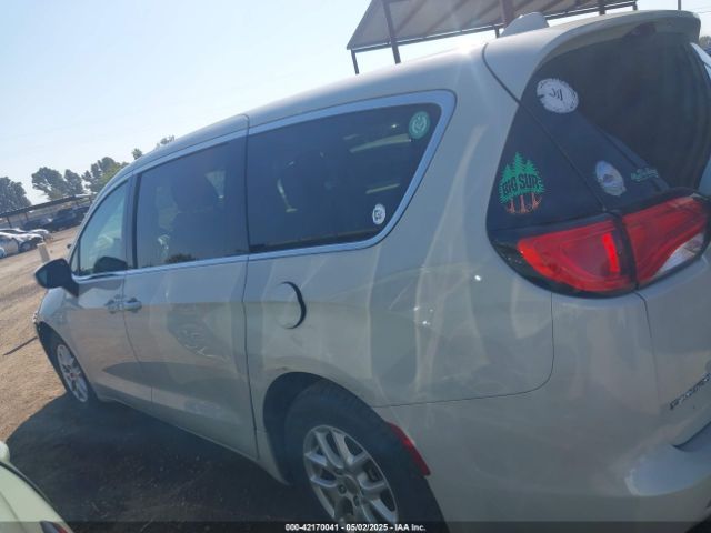 2C4RC1DG6HR633826 Chrysler Pacifica Touring