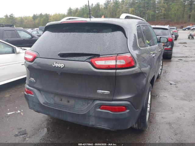 1C4PJMLB9JD529571 Jeep Cherokee Latitude Plus 4x4