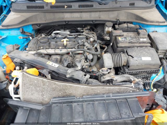 2018 HYUNDAI KONA KM8K62AA8JU083354 Photo 9