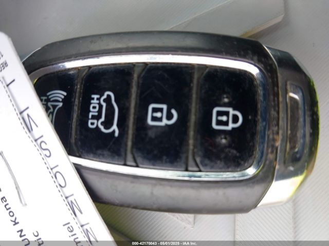 2018 HYUNDAI KONA KM8K62AA8JU083354 Photo 10