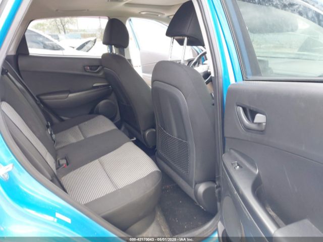 2018 HYUNDAI KONA KM8K62AA8JU083354 Photo 7