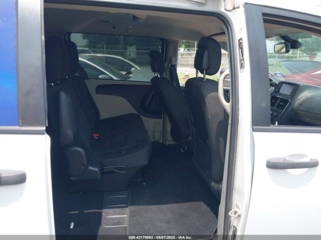 2C4RDGBG1KR741071 Dodge Grand Caravan Se
