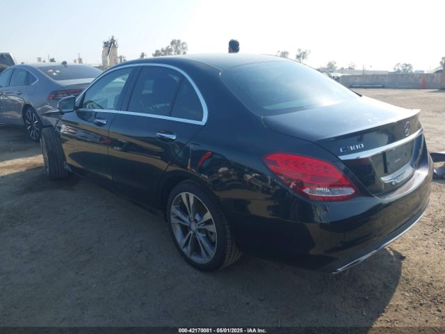 2016 MERCEDES-BENZ C 300 55SWF4JB3GU116190 Photo 2