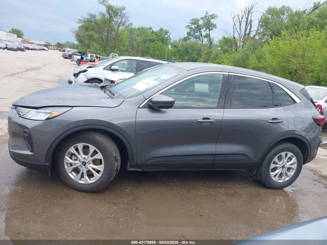1FMCU9GN4PUB29851 Ford Escape Active