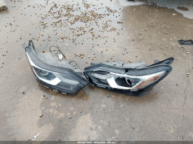 Chevrolet EQUINOX LT 2018 2GNAXJEV5J6324118 Image 19