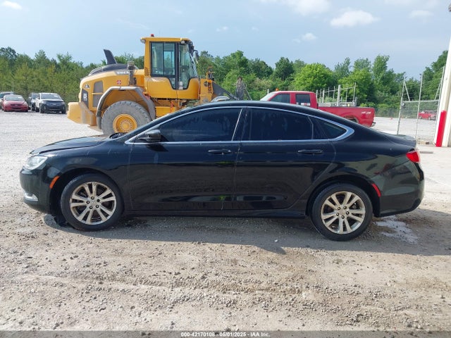 1C3CCCAB8GN133001 Chrysler 200 Limited