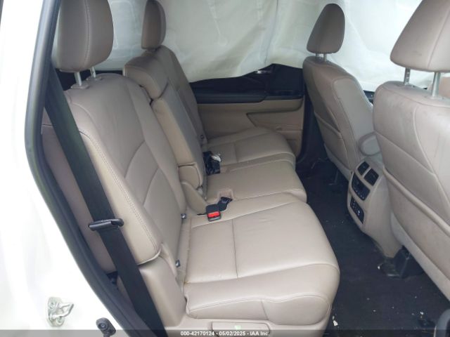 5FNYF6H92GB040213 Honda Pilot Touring