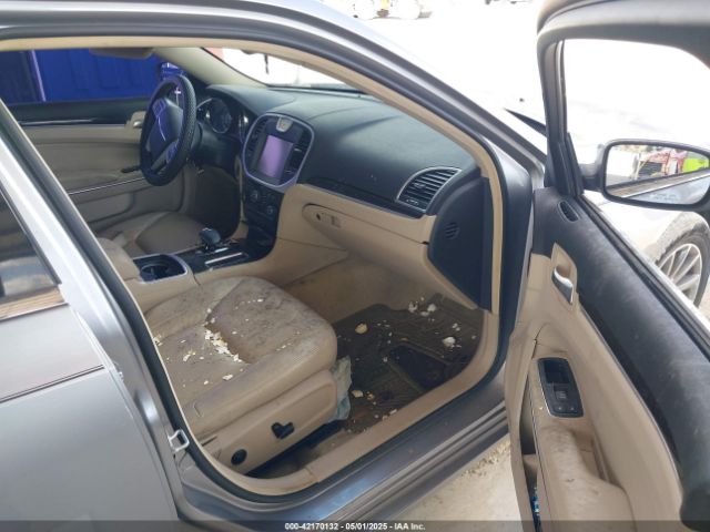 2013 CHRYSLER 300 2C3CCAAG8DH632529 Photo 4