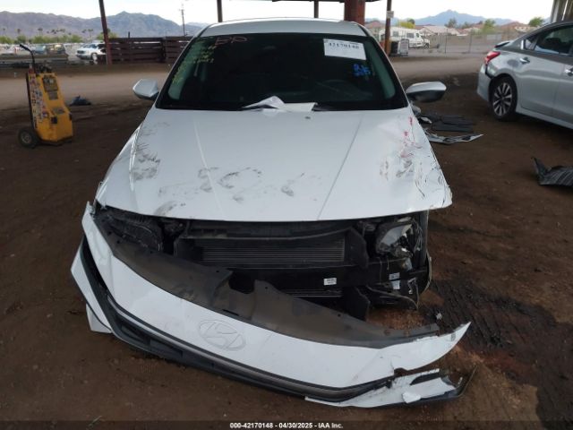 KMHLM4DG4RU779100 Hyundai ELANTRA SEL