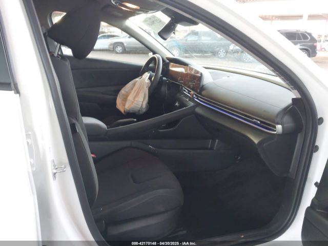 KMHLM4DG4RU779100 Hyundai ELANTRA SEL