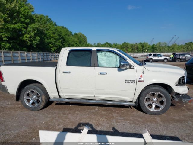1C6RR7NT7HS802772 RAM 1500 Laramie  4x4 5'7 Box