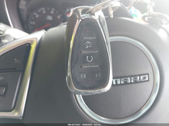 2018 CHEVROLET CAMARO 1G1FF1R79J0126530 Photo 10
