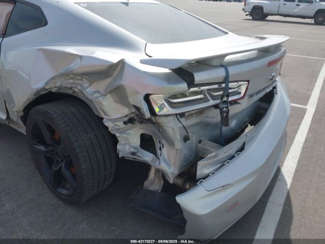 2018 CHEVROLET CAMARO 1G1FF1R79J0126530 Photo 5
