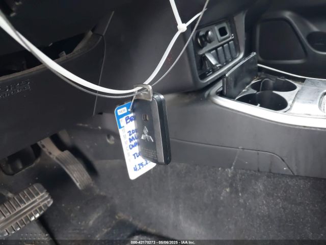 2019 MITSUBISHI OUTLANDER JA4AD3A35KZ026377 Photo 10