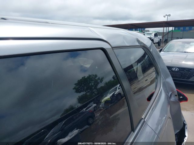 JA4AD3A35KZ026377 Mitsubishi Outlander Se