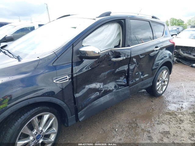 1FMCU9GXXFUB23147 Ford ESCAPE SE