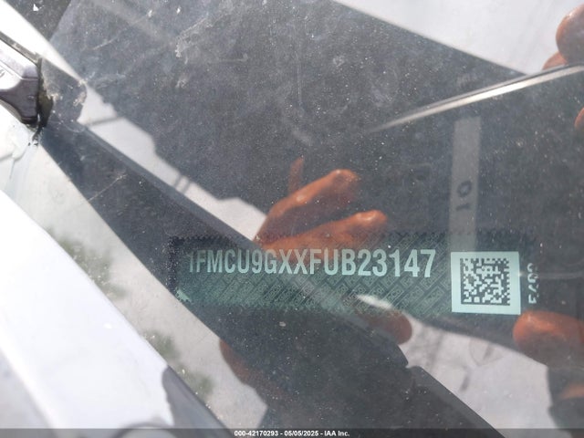 1FMCU9GXXFUB23147 Ford ESCAPE SE