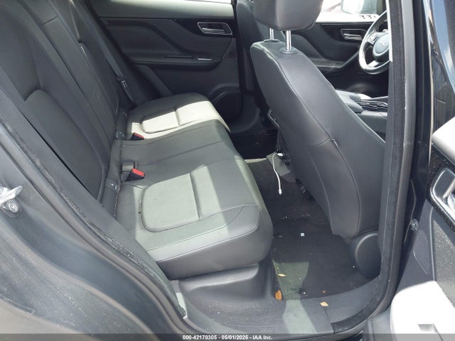 2017 JAGUAR F-PACE SADCJ2BV2HA098313 Photo 7