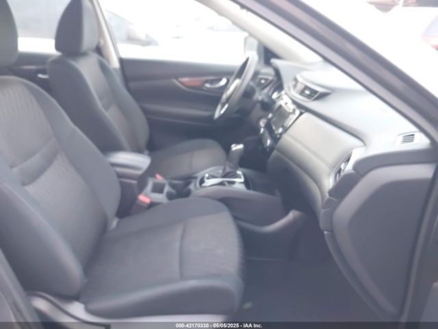 5N1AT2MT9JC775176 Nissan ROGUE S