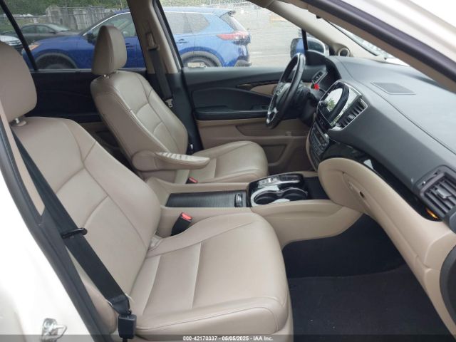5FNYF6H96KB000824 Honda Pilot Touring