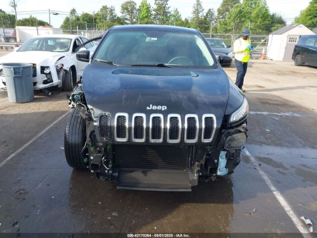 1C4PJLAB1EW221415 Jeep Cherokee Sport