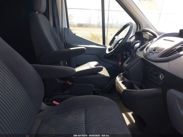 1FTYR2CM0KKB83667 Ford Transit-250