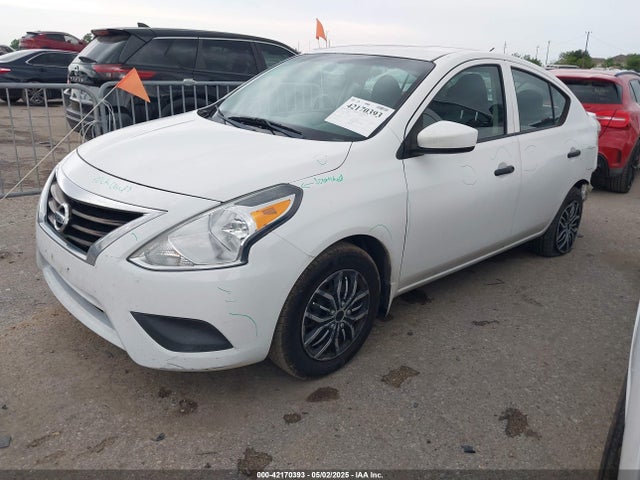 3N1CN7AP1JL805953 Nissan Versa 1.6 S+