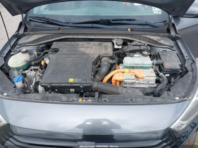 KMHC65LC9JU077745 Hyundai Ioniq Hybrid Blue