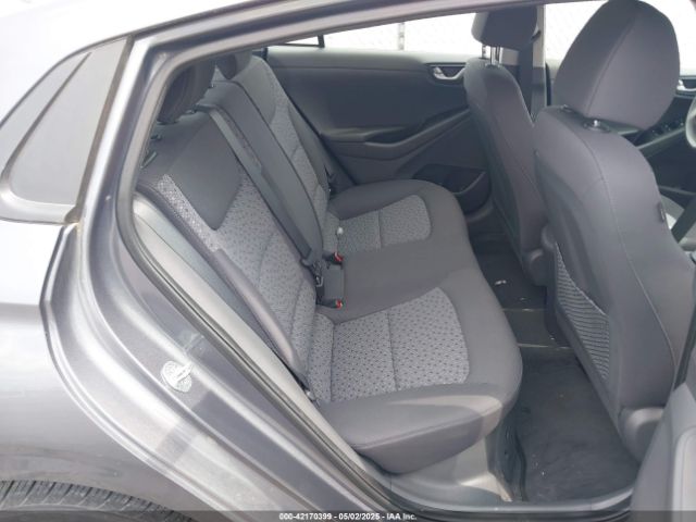 KMHC65LC9JU077745 Hyundai Ioniq Hybrid Blue