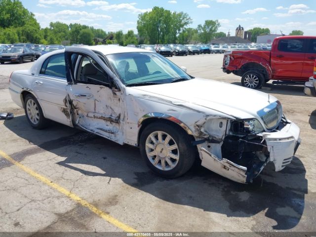 2009 LINCOLN TOWN CAR 2LNHM82V79X633586