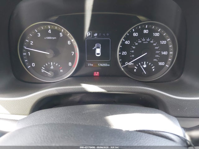 5NPD84LF3JH292040 Hyundai ELANTRA SEL