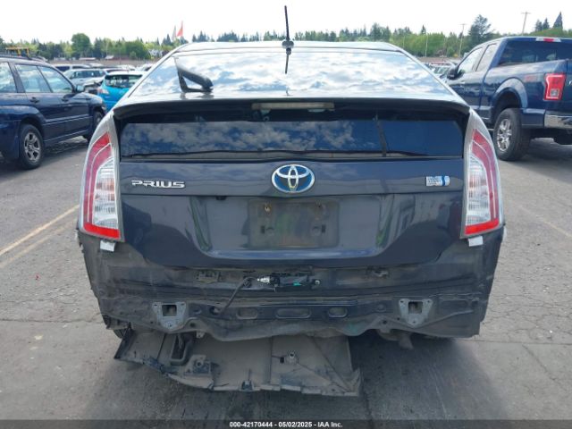 JTDKN3DU1F0409643 Toyota Prius Three