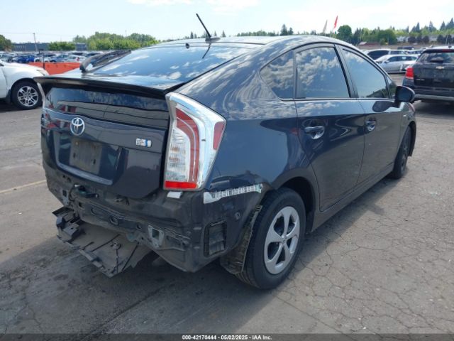 JTDKN3DU1F0409643 Toyota Prius Three