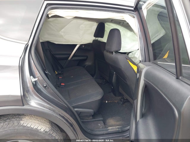 JTMWFREV2JJ744177 Toyota Rav4 Xle