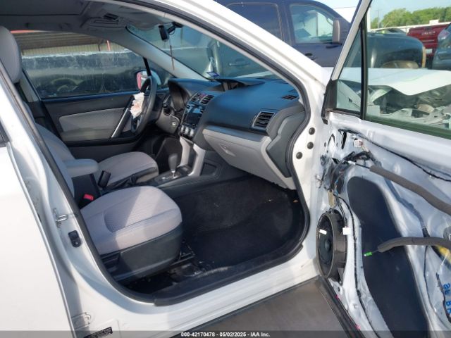 JF2SJAGC6JH574683 Subaru Forester 2.5i Premium