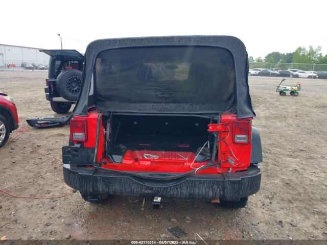 1C4BJWDG6GL221689 Jeep Wrangler Unlimited Sport