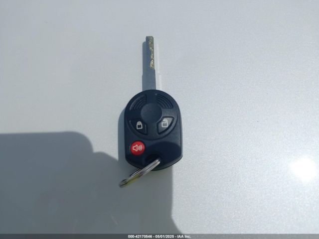 1FMCU0GD4JUA82802 Ford ESCAPE SE