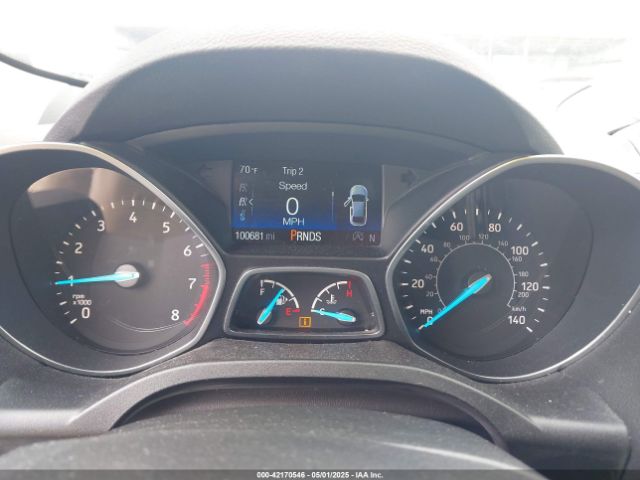 1FMCU0GD4JUA82802 Ford ESCAPE SE