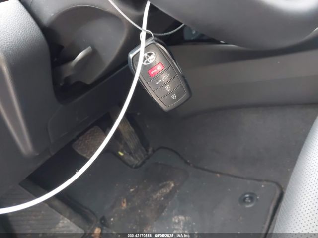 JTDACAAU0R3020473 Toyota Prius Limited